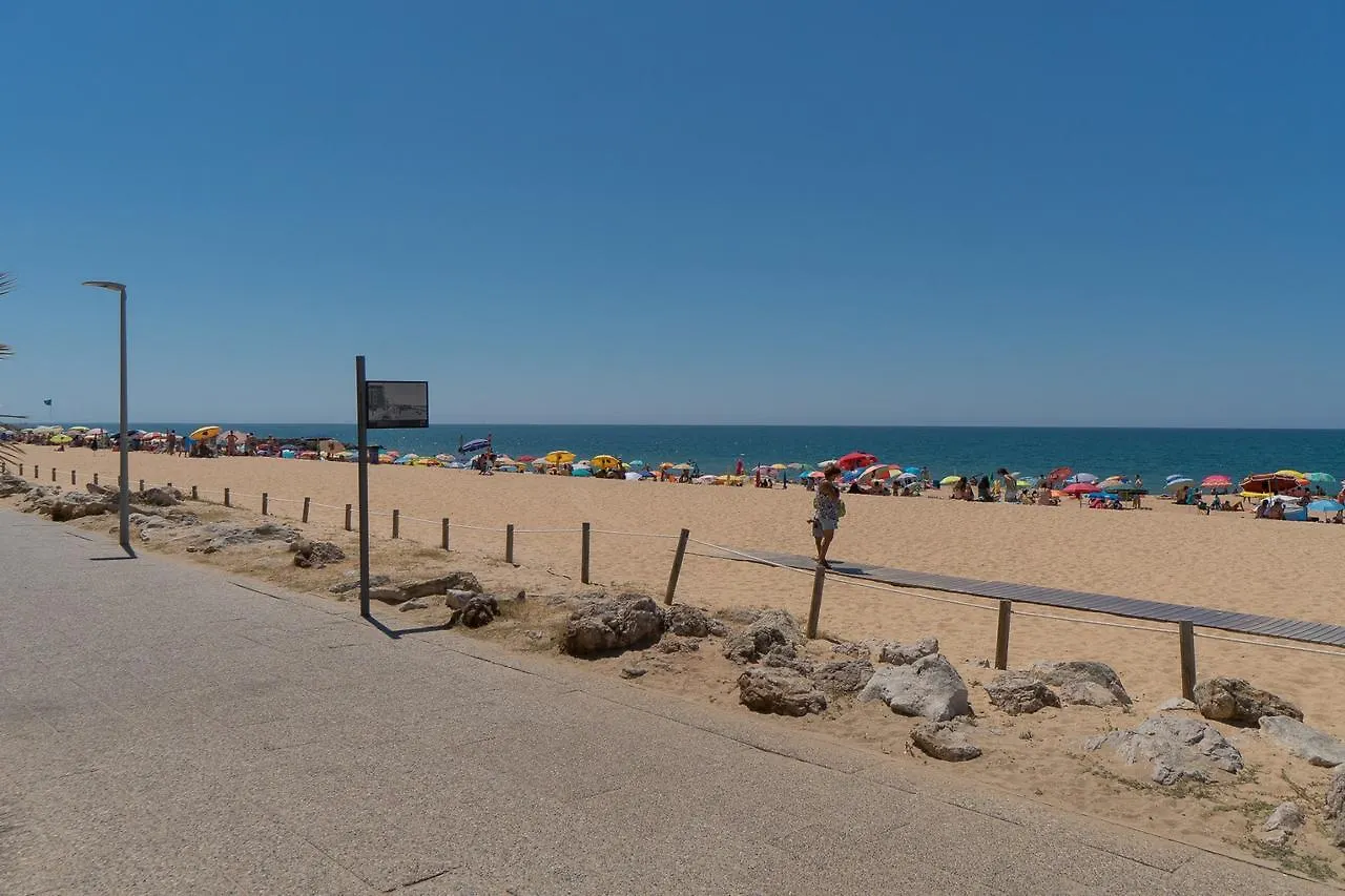 Appartement T2 Avenida- Frente Mar, Ar-Condicionado, Wifi à Quarteira Portugal