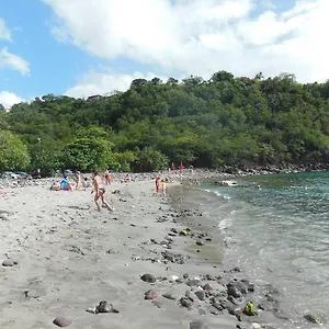 https://bungalow-plage-de-petite-anse.comcaribbean.com