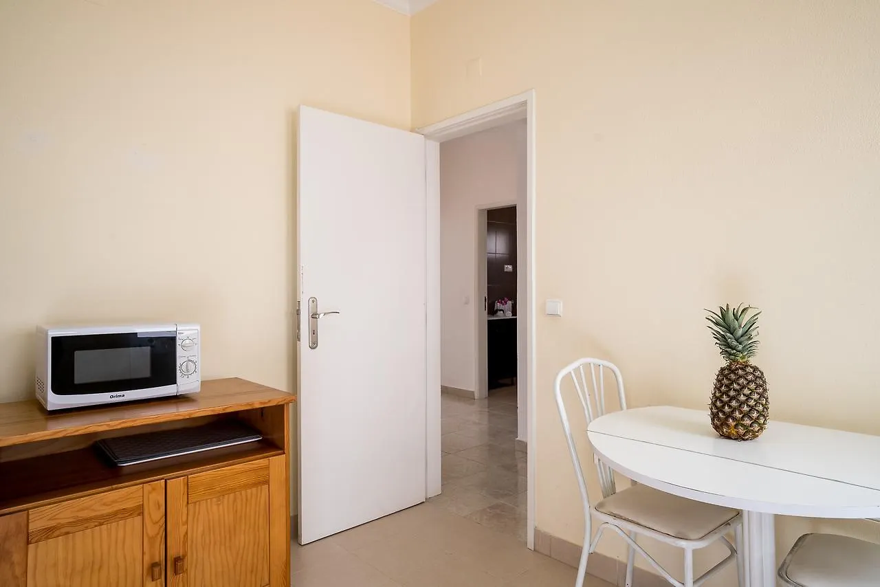 T2 Avenida- Frente Mar, Ar-Condicionado, Wifi Apartment Quarteira