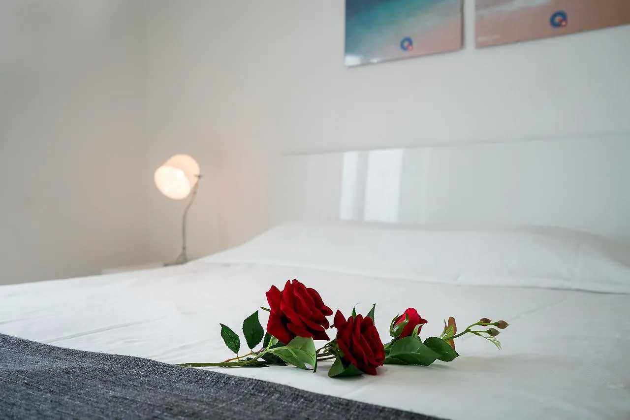 T2 Avenida- Frente Mar, Ar-Condicionado, Wifi Apartment Quarteira Portugal
